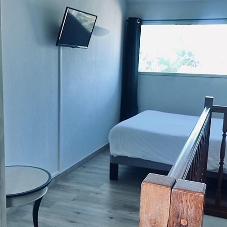 Logis Hotel & Spa Dejeunez Sous L'Arbre Русе Екстериор снимка
