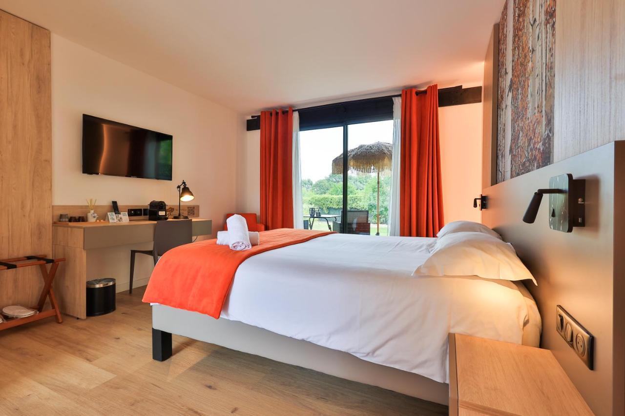 Logis Hotel & Spa Dejeunez Sous L'Arbre Русе Екстериор снимка
