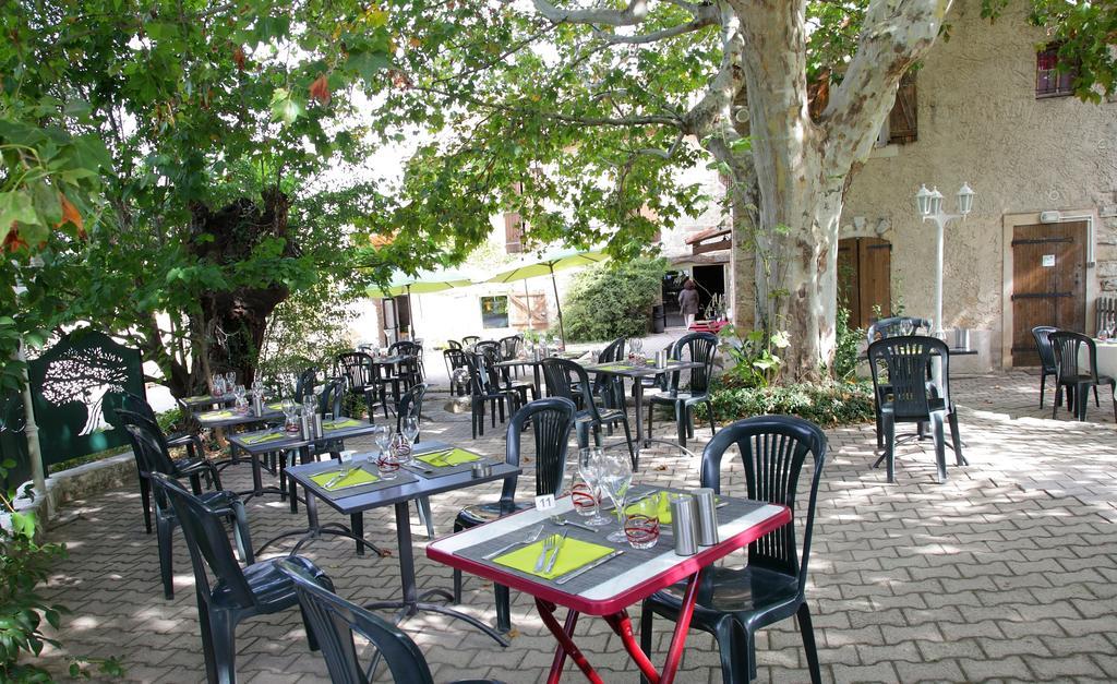 Logis Hotel & Spa Dejeunez Sous L'Arbre Русе Екстериор снимка